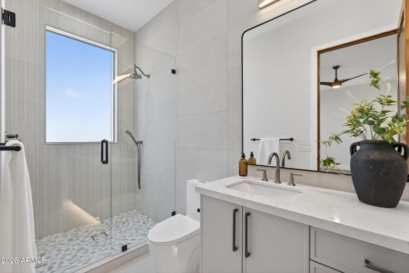 74-web-or-mls-34- E Charter Oak Rd