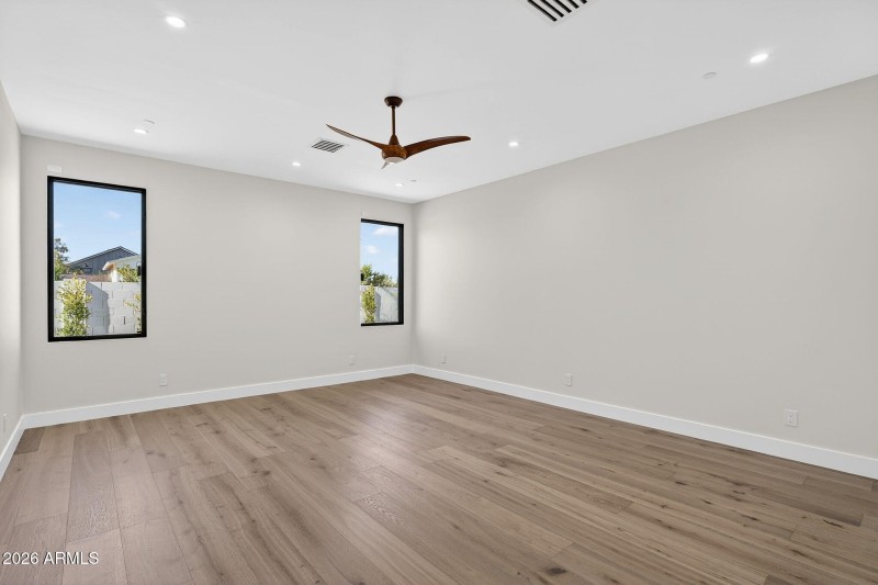 80-web-or-mls-40- E Charter Oak Rd