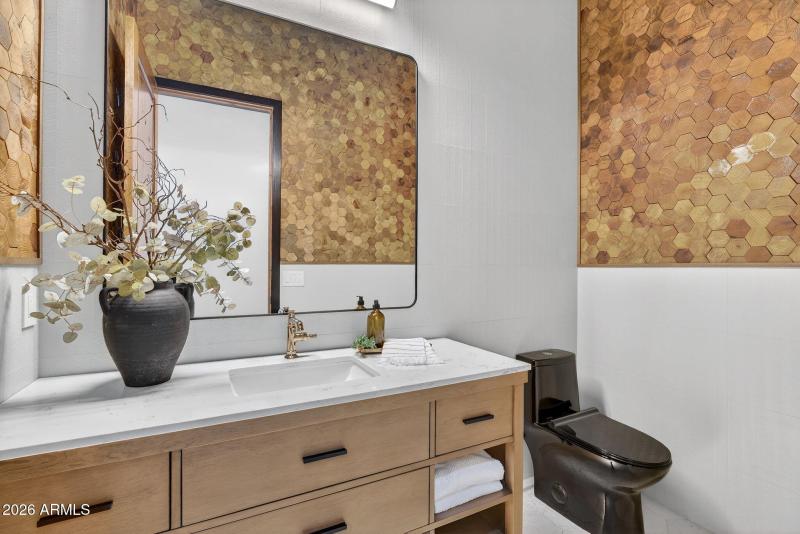 92-web-or-mls-52- E Charter Oak Rd