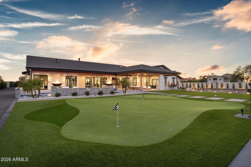 106-web-or-mls-63- E Charter Oak Rd (1)