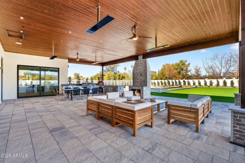 112-web-or-mls-12- E Charter Oak Rd (1)