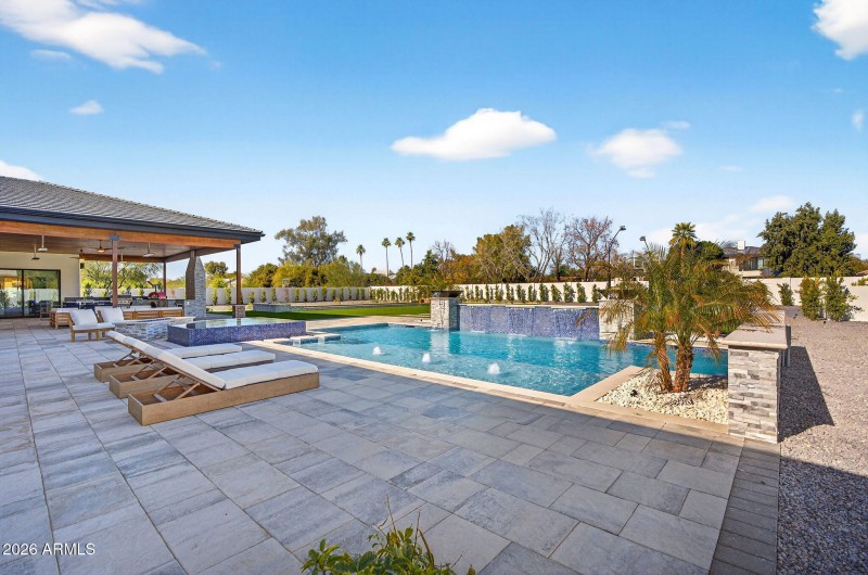 122-web-or-mls-23- E Charter Oak Rd (1)