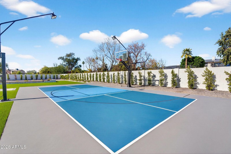 129-web-or-mls-30- E Charter Oak Rd (1)