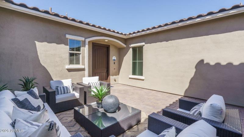 Lyra courtyard
