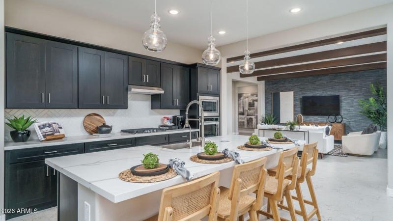 Lyra kitchen