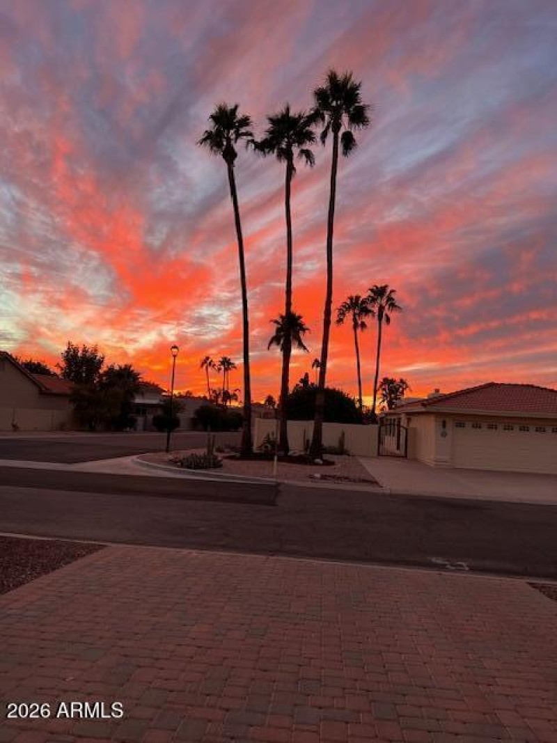 VIEW OF BEAUTIFUL SUNSET