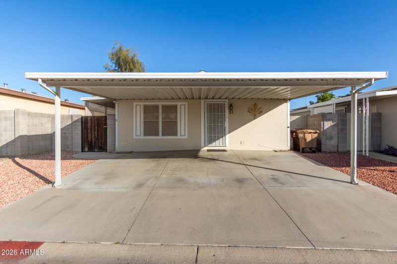 01 - 103rd 8601