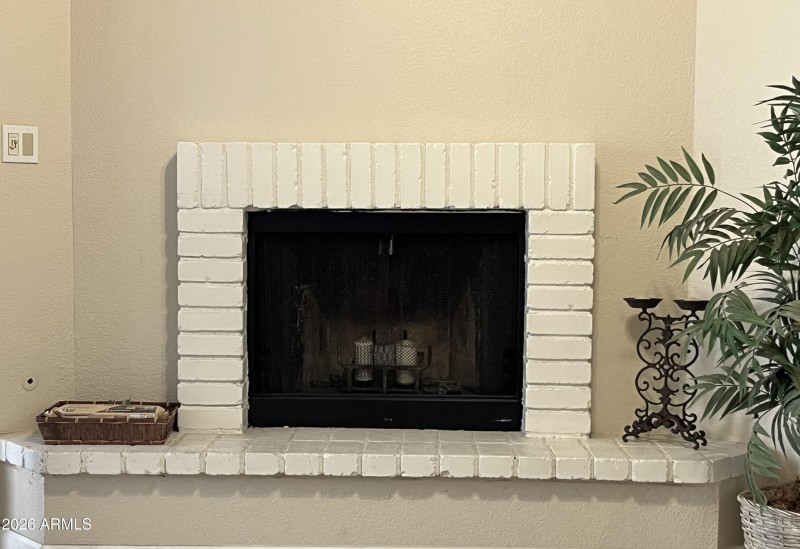 Wood burningfireplace