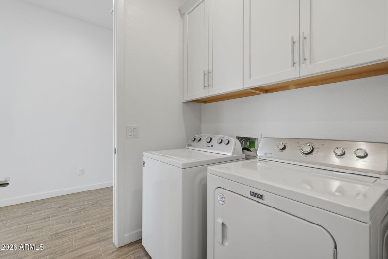 Inside Laundry w/Primary Suite Access