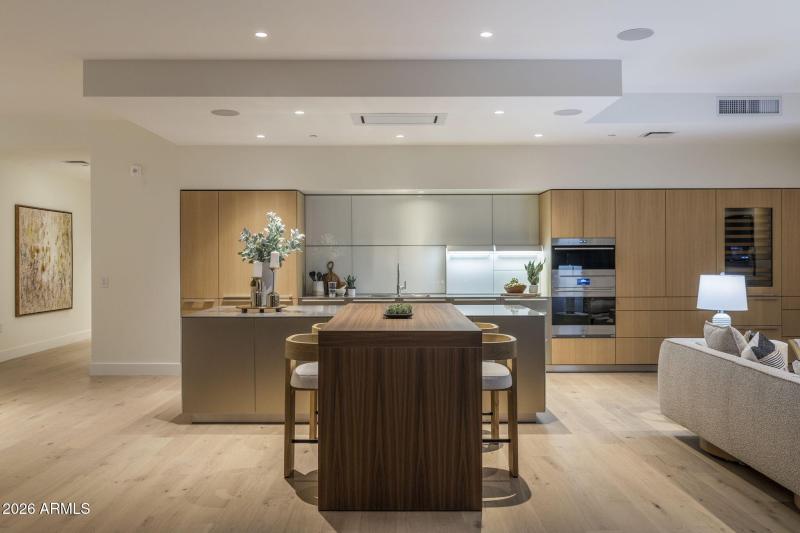 4849 N CAMELBACK RIDGE DR B108