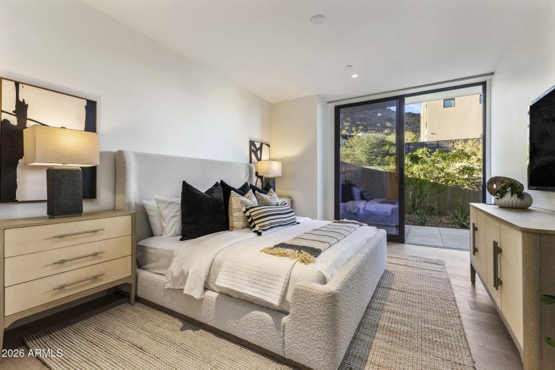 4849 N CAMELBACK RIDGE DR B108