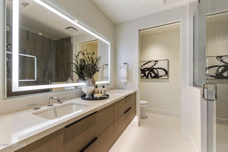 4849 N CAMELBACK RIDGE DR B108