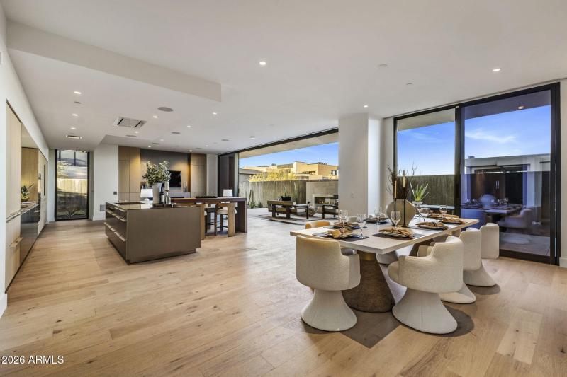 4849 N CAMELBACK RIDGE DR B108