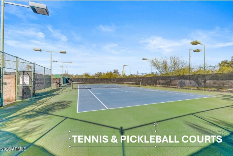 Tennis & Pickleball Court