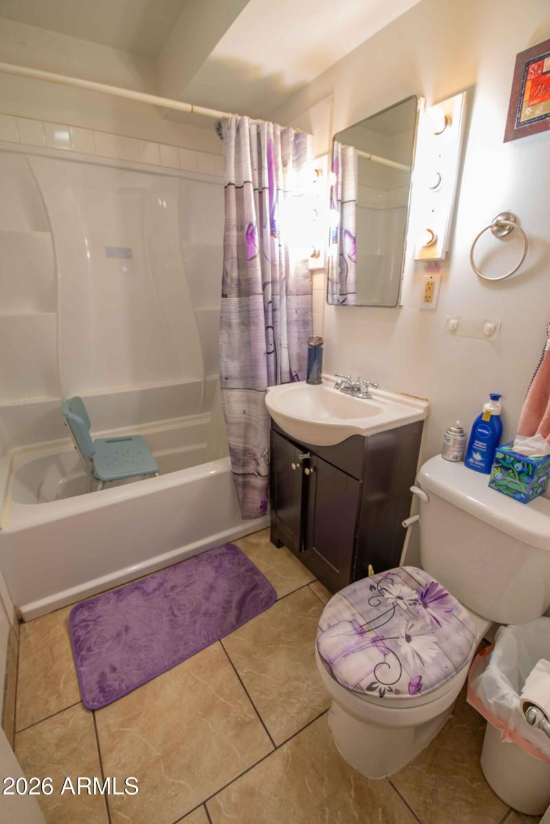 425 Cedar St-0230