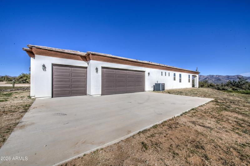 Garage 1