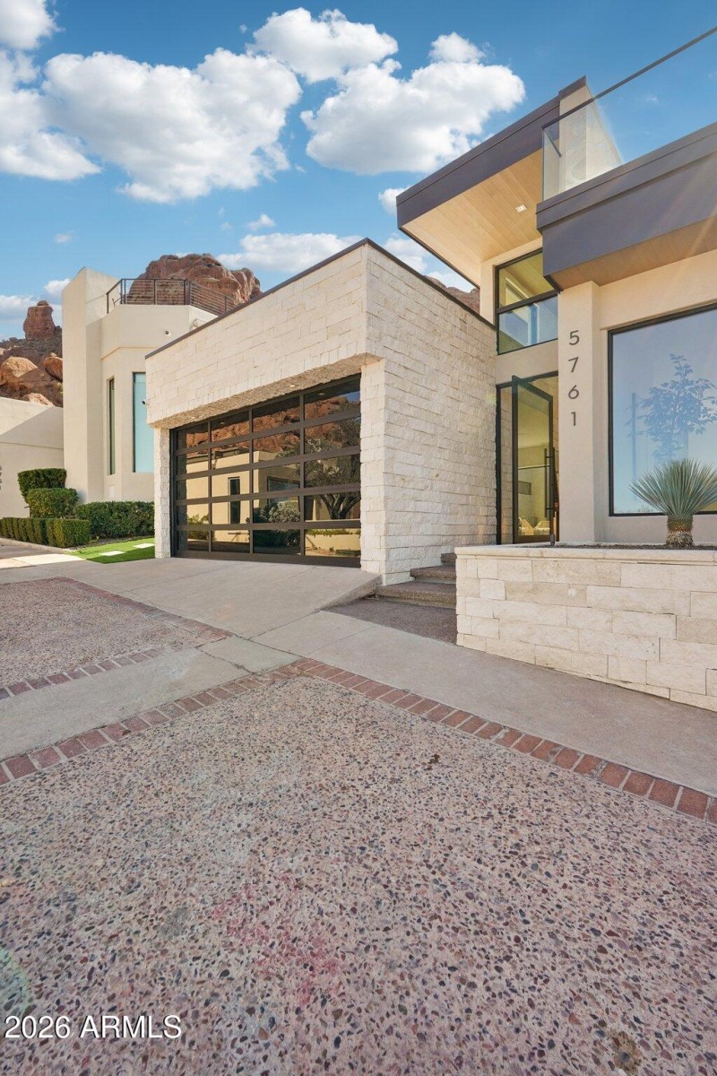 5761 Echo Canyon