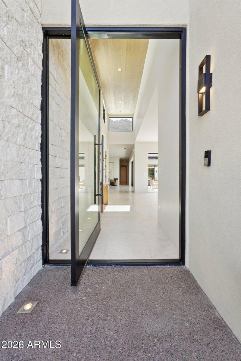 5761 Echo Canyon
