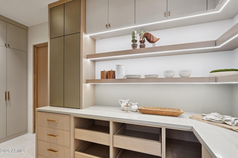 Walkin Pantry