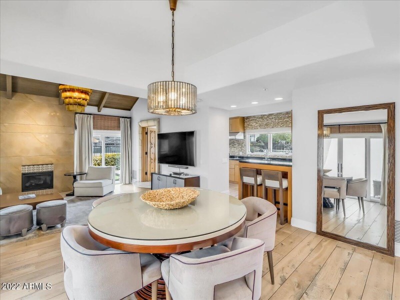 09-6000 East Camelback Road Unit7707-9