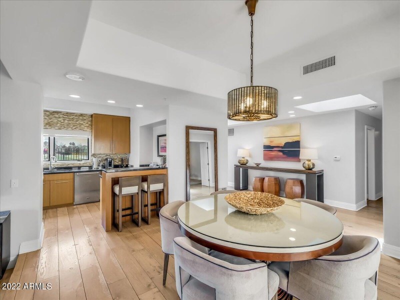 10-6000 East Camelback Road Unit7707-10