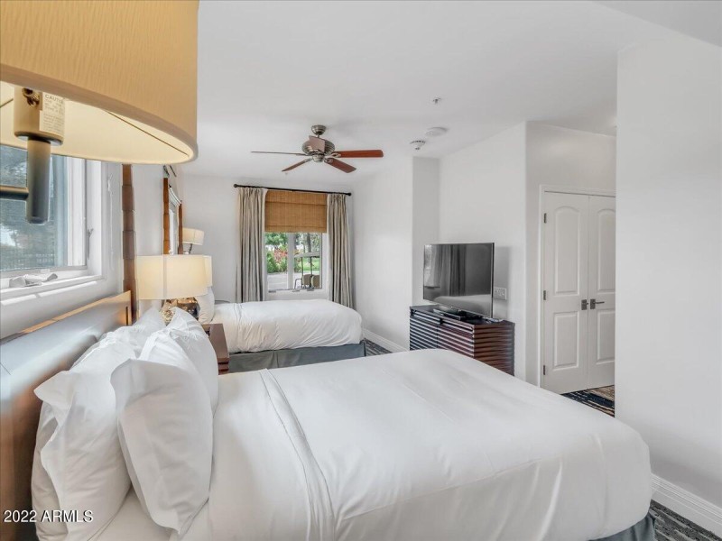 31-6000 East Camelback Road Unit7707-31