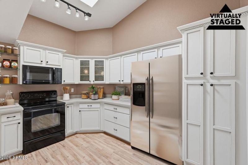 Kitchen Staged