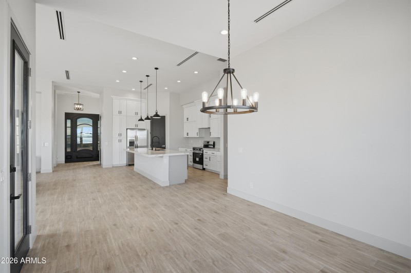 343 N 373 Rd-11