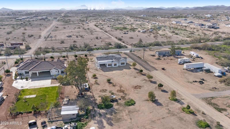 343 N 373 Rd-42