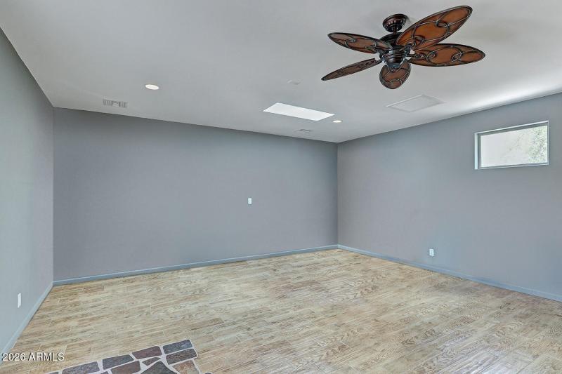 Office Pictures - Vacant #1