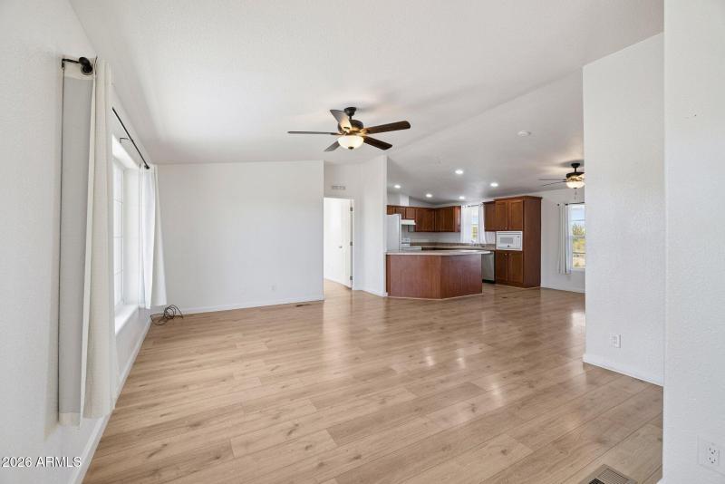 8-web-or-mls-53040-w-whirly-bird-rd