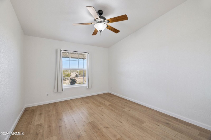 21-web-or-mls-53040-w-whirly-bird-rd