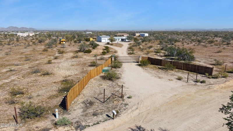 43-web-or-mls-53040-w-whirly-bird-rd