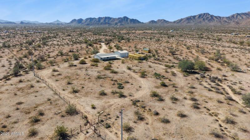 50-web-or-mls-53040-w-whirly-bird-rd