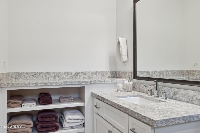 41-web-or-mls-17964-e-wolf-tree-ln