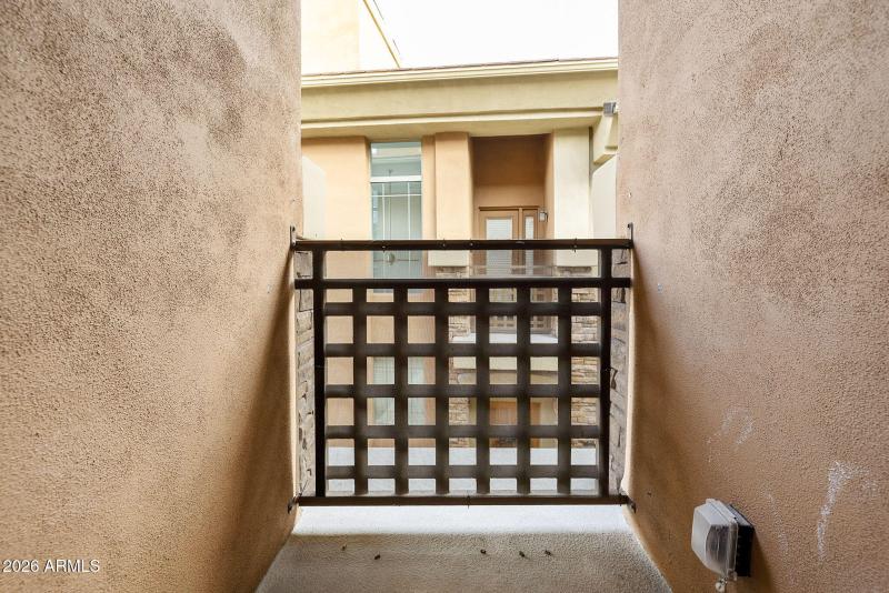 44-web-or-mls-_TM_2563