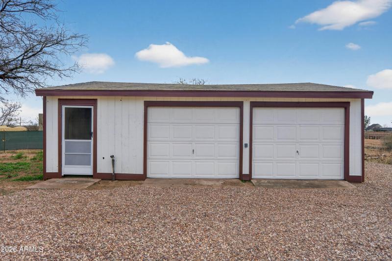 Exterior - 443 N Calle Quarto-8