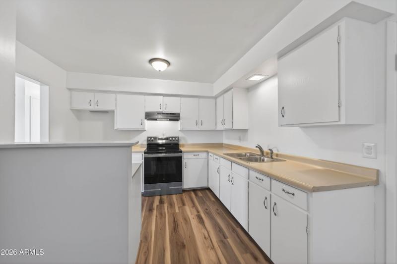 Interior - 443 N Calle Quarto-5