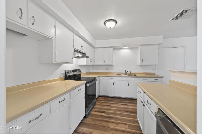 Interior - 443 N Calle Quarto-6