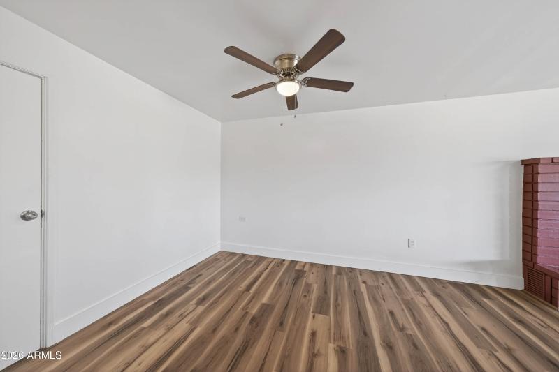 Interior - 443 N Calle Quarto-7