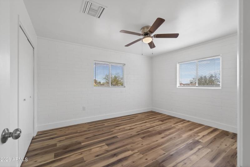 Interior - 443 N Calle Quarto-10