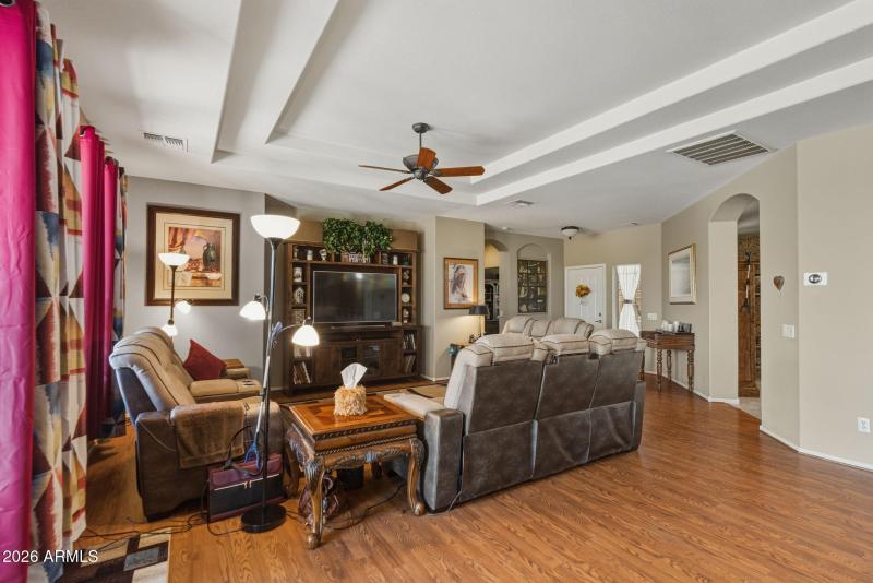 10-web-or-mls-Interior Done-25