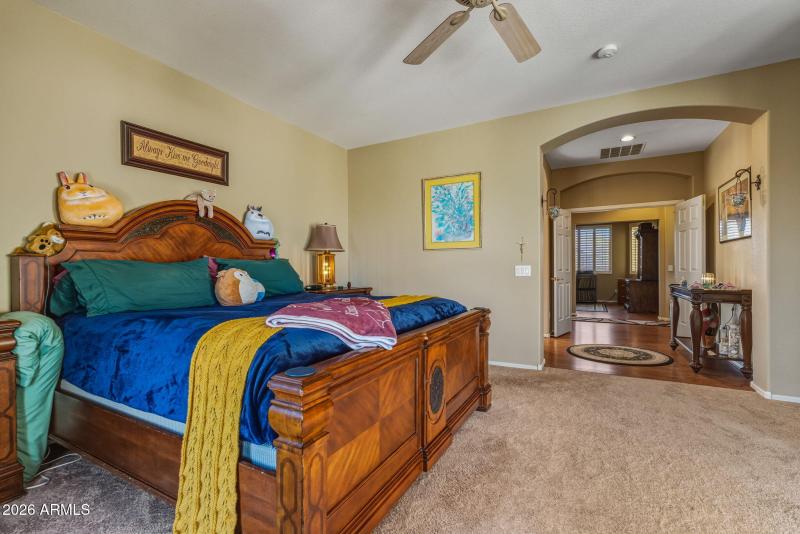 27-web-or-mls-Interior Done-11