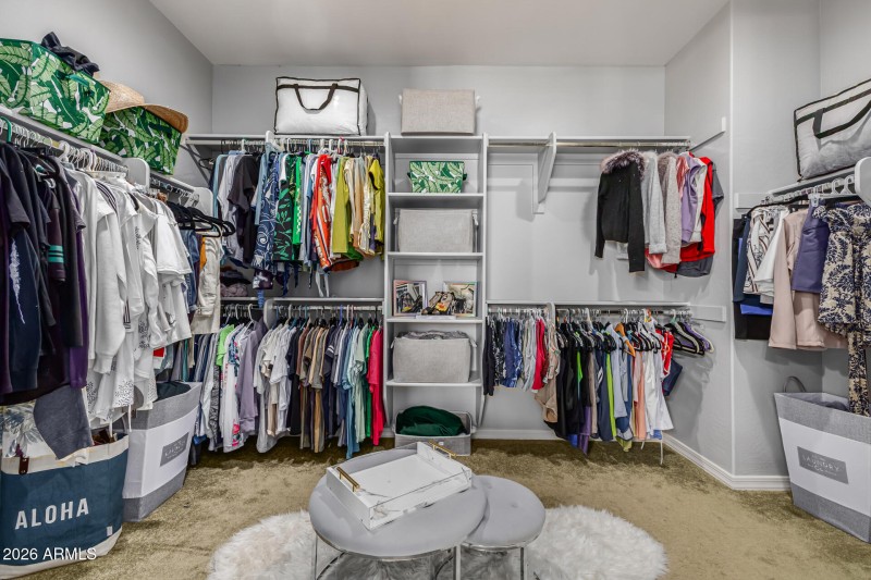 022 - Primary Closet