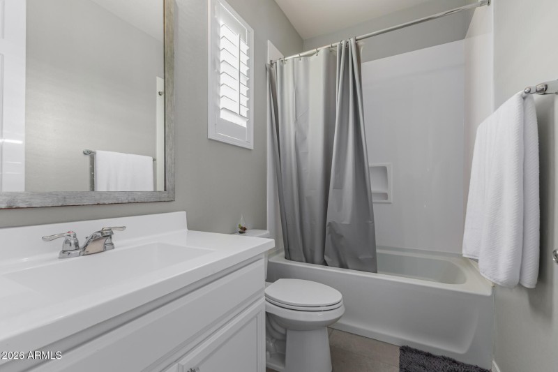 027 - Bathroom 2 (Ensuite)