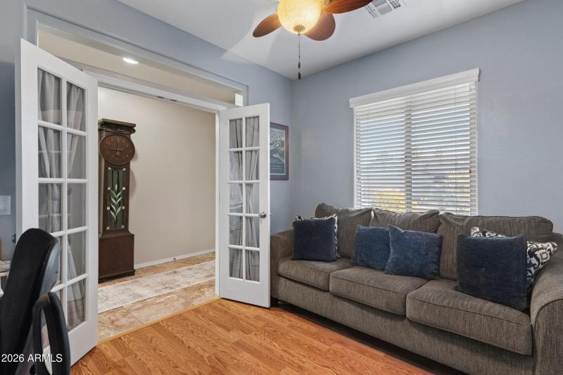 42774 W Darter Dr-17