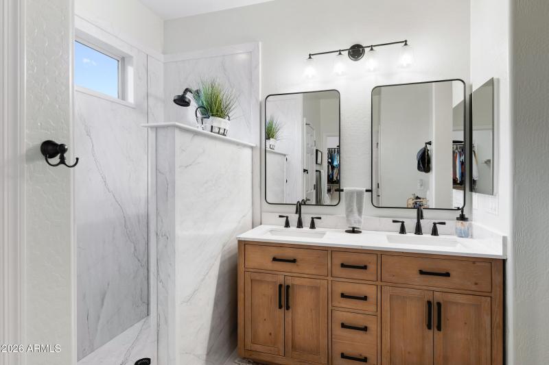 42774 W Darter Dr-26