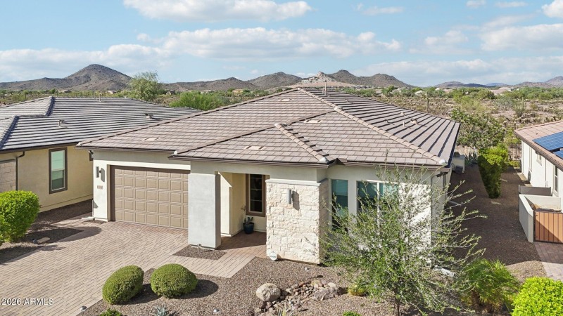 44-web-or-mls-W Montansoro Ln-S1610-038