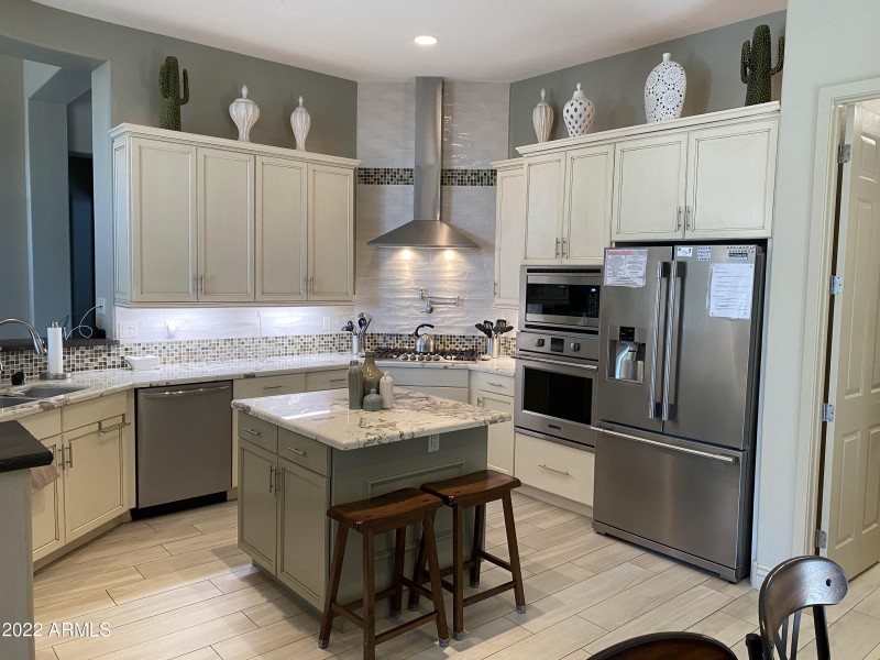 Kitchen 2