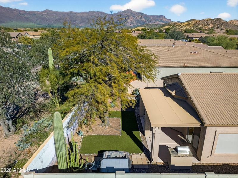 47-web-or-mls-12-E San Cristobal Way